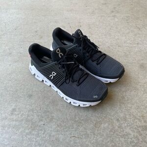 On Cloud Running Shoe Size 10W 8.5M